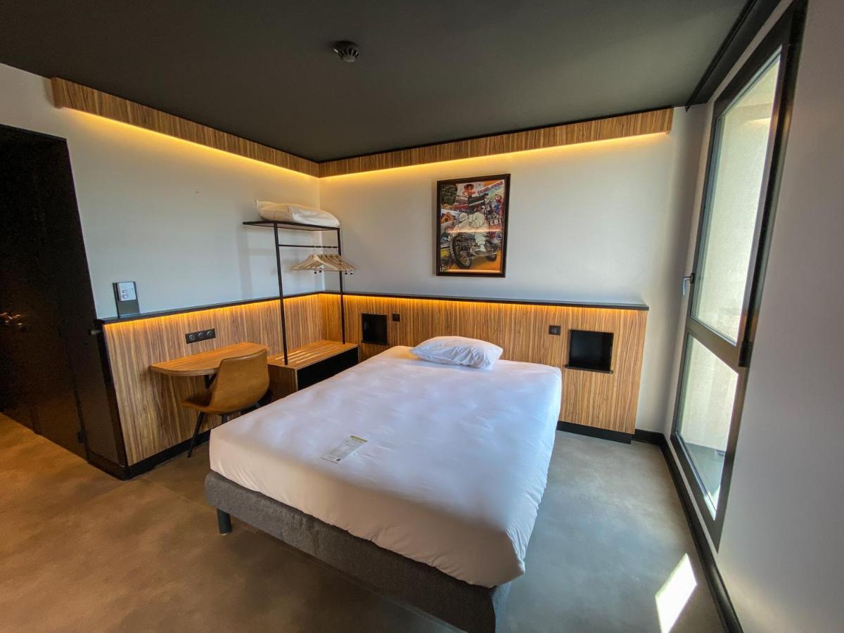 B&B Hotel Clermont-Ferrand A71-A75 La Meridienne エクステリア 写真