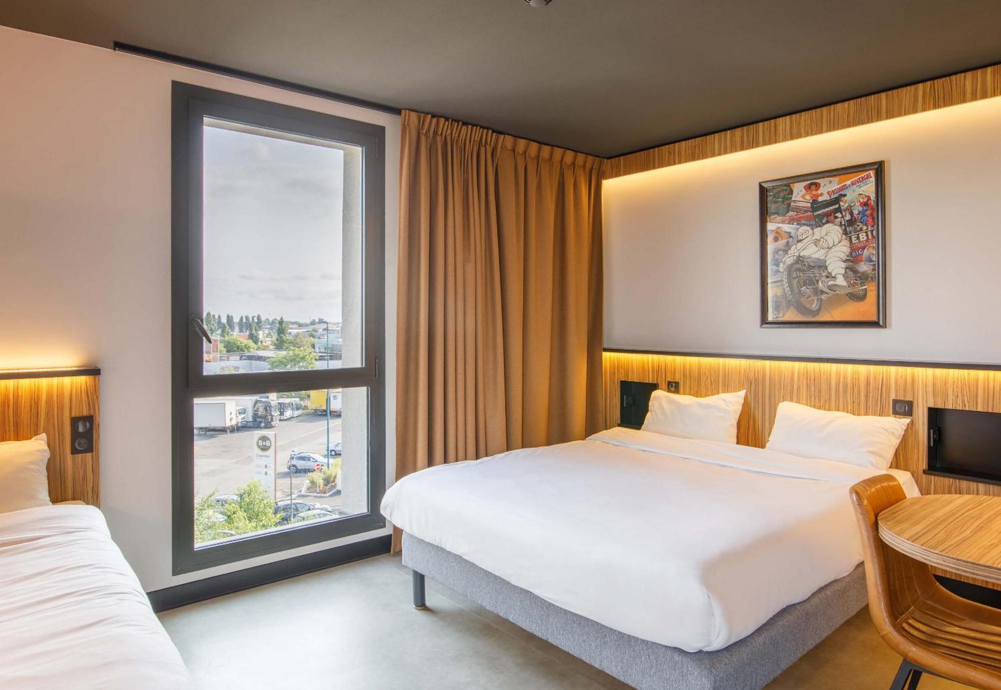 B&B Hotel Clermont-Ferrand A71-A75 La Meridienne エクステリア 写真