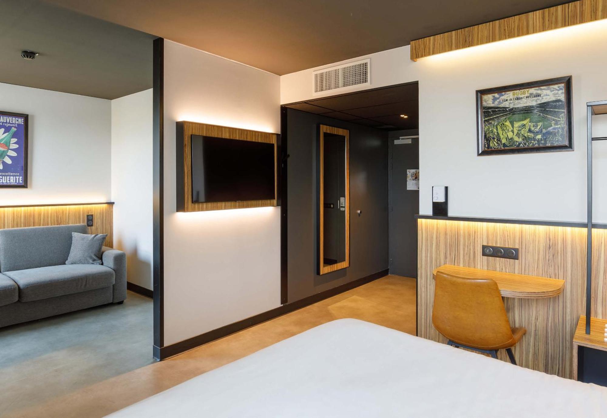 B&B Hotel Clermont-Ferrand A71-A75 La Meridienne エクステリア 写真