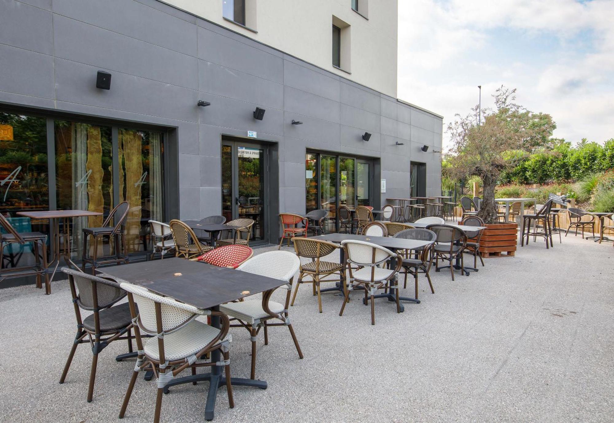 B&B Hotel Clermont-Ferrand A71-A75 La Meridienne エクステリア 写真